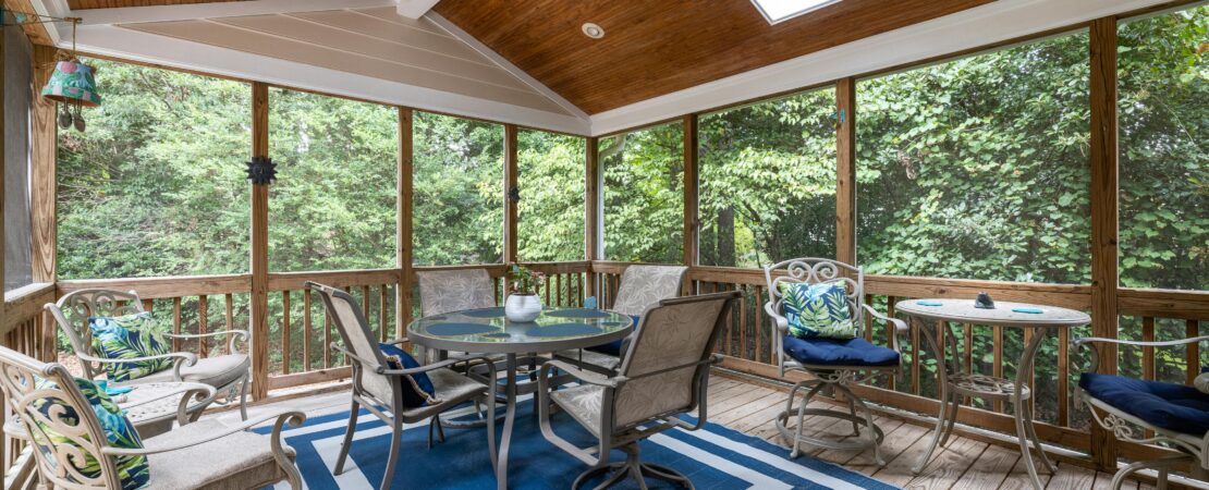 Exploring the Best Restaurants Listed on 58 Diner Holden